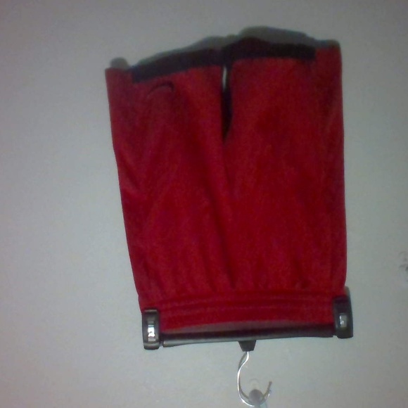 Medium Sized Boys Nike Sportswear Shorts- 2 Pack Red & Green - Picture 1 of 6